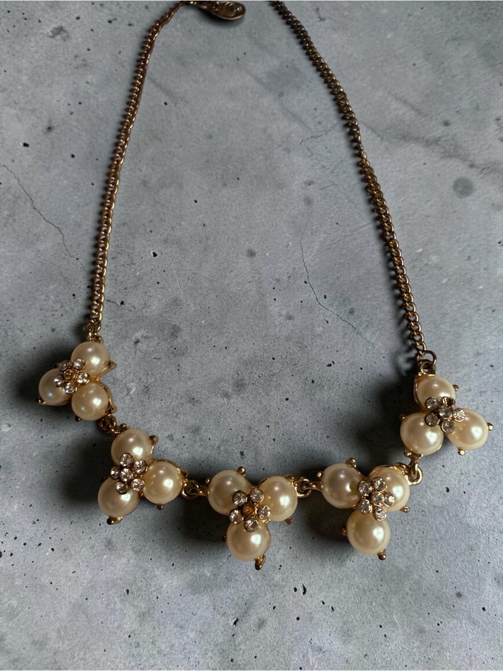 Gold Pearl Cluster Statement Necklace - Elegant Cream Pearls